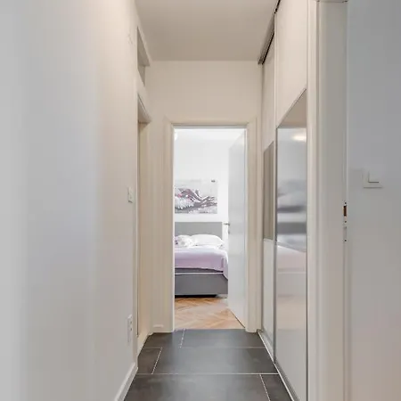 Apartment Lct Grey Panoramic *