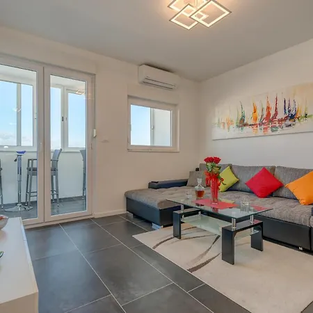 Lct Grey Panoramic Apartment Split